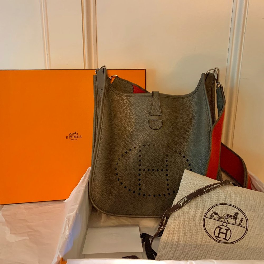 Hermes Evelyne III 29 Grey Clemence Leather - New